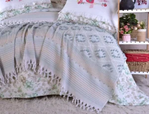 كوفرتة سرير اطفال lava 502