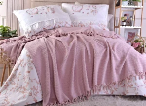 كوفرتة سرير كبير (lava 8)