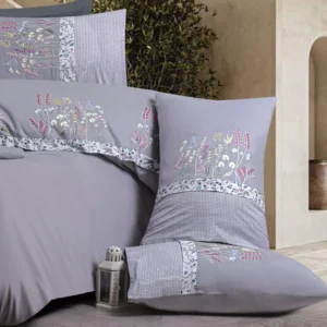 أطقم ملايات سرير للعرايس